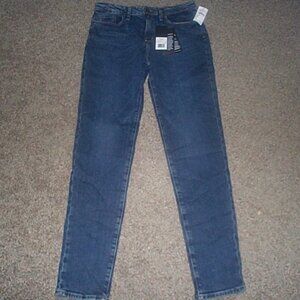 Outland Ladies  " Lucy"  Relaxed  High- Rise Skinny Jeans  sz 30  New with tags